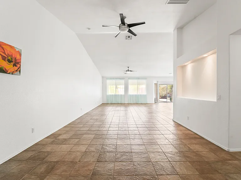 2123 W Maldonado Rd — Photo 17