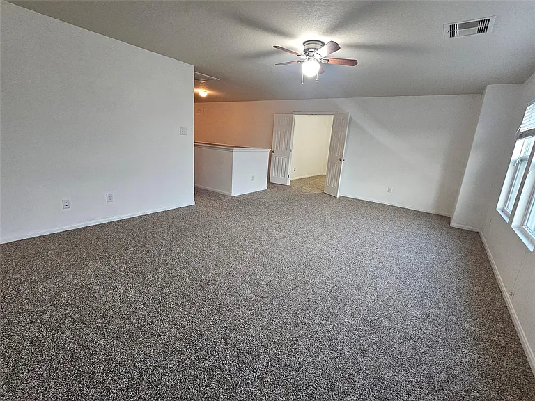 9938 Swallow Dr — Photo 6