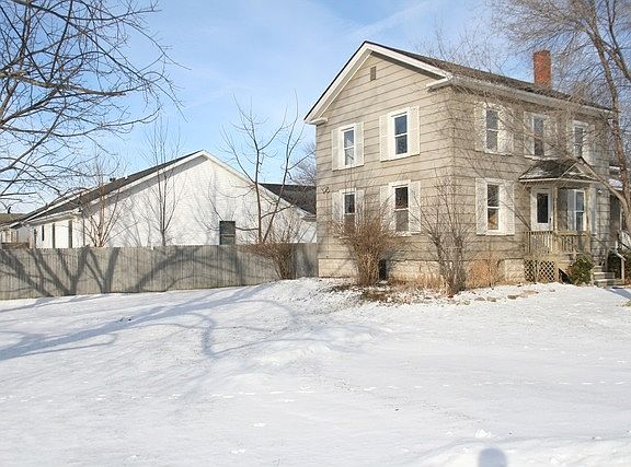 2nd image of 319 N Joles St