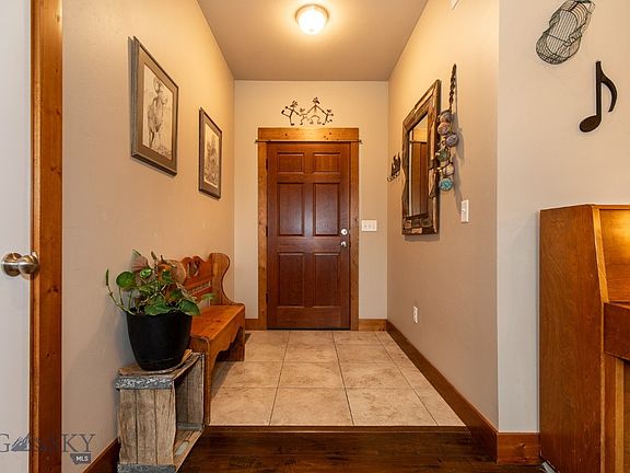 3rd image of 1005 Las Campanas Dr