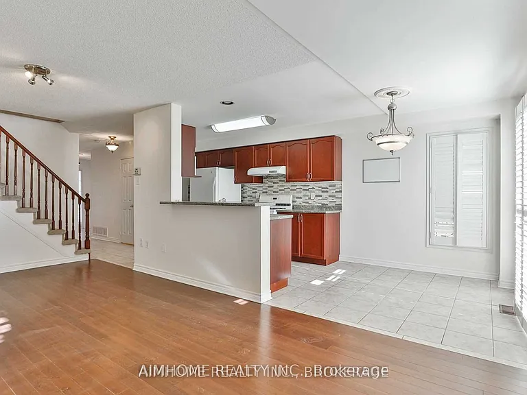 348 Kittridge Rd — Photo 7