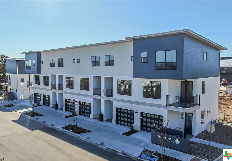 1st image of 655 Stadtbach St