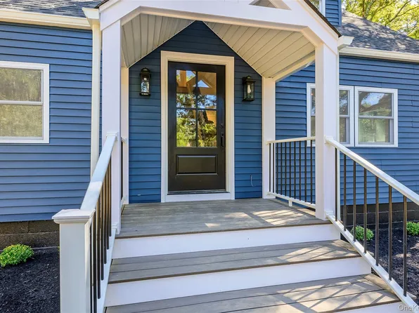 115 Weeks Avenue, Manorville, NY 11949