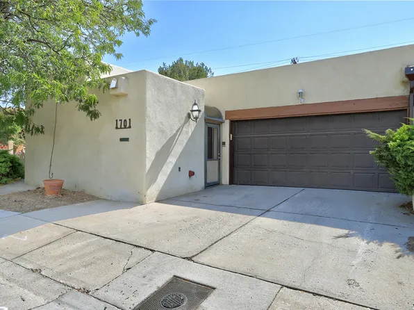 1701 Miracerros Pl NE, Albuquerque, NM 87106