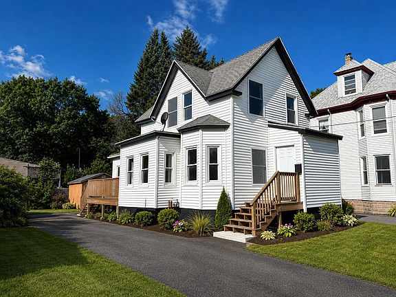 2nd image of 566 Washington Avenue