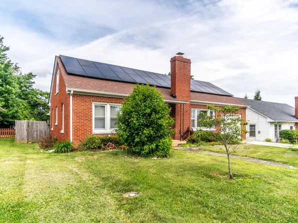 120 Windsor Dr, Winchester, KY 40391