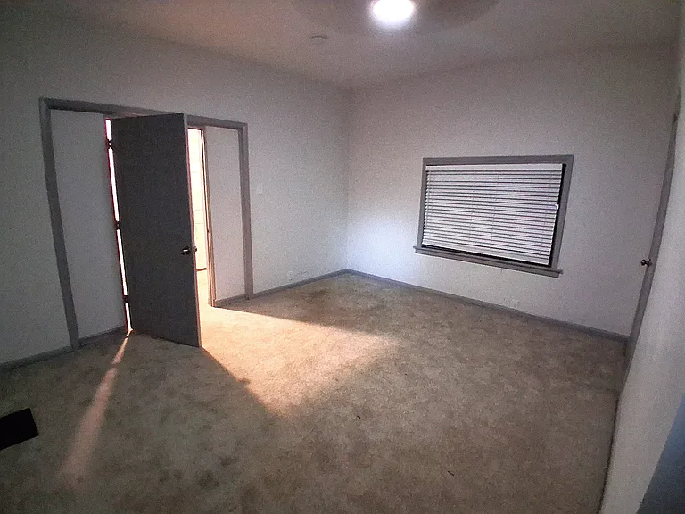 4923 Marion Ave #1 — Photo 11