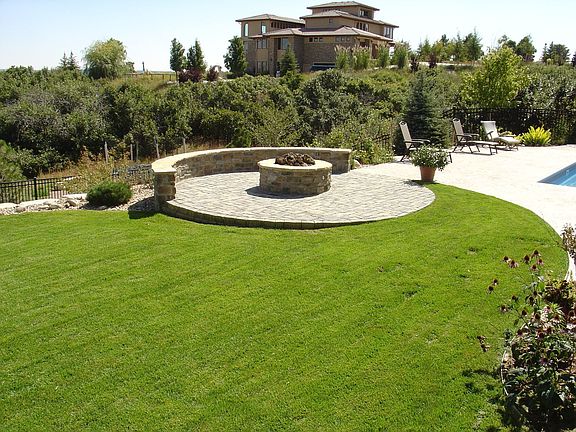 Firepit in Fenced Backyard