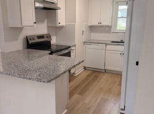 521 Edgewater Ln, West Columbia, SC 29169