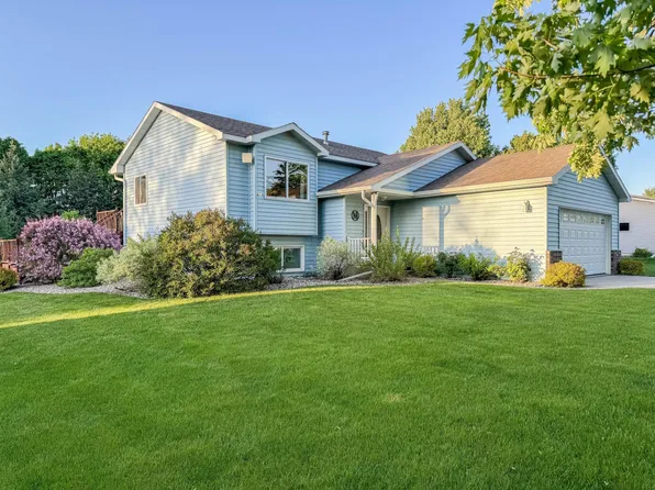 1108 Viking Dr, Olivia, MN 56277