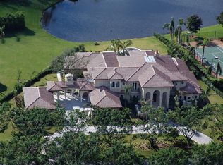 8660 Twin Lake Dr, Boca Raton, FL 33496
