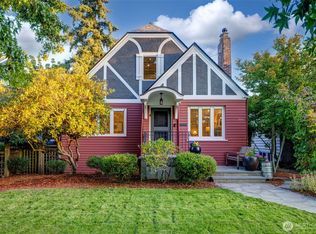 7344 Keen Way N, Seattle, WA 98103