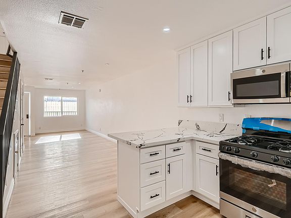2nd image of 311 N Berendo St #5