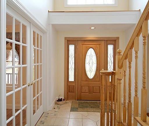 4th image of 445 Essex St