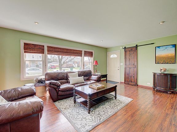 4th image of 1222 Mandel Ave