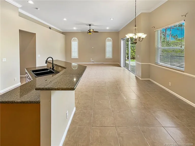 2662 SW Newberry Ct — Photo 12