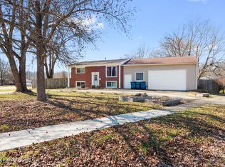 7600 Mackie Ln, Louisville, KY 40214