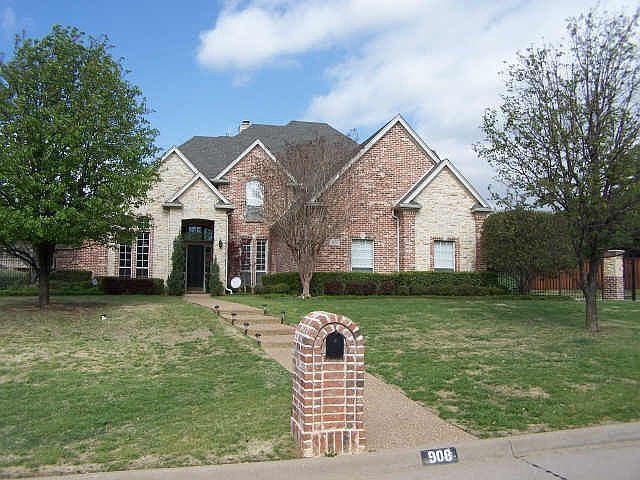 1st image of 908 Edgemeer Ln