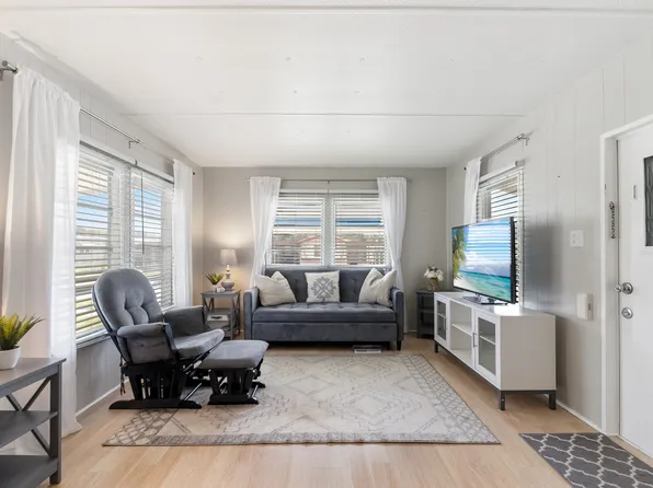 3829 Kim Dr, Zephyrhills, FL 33543