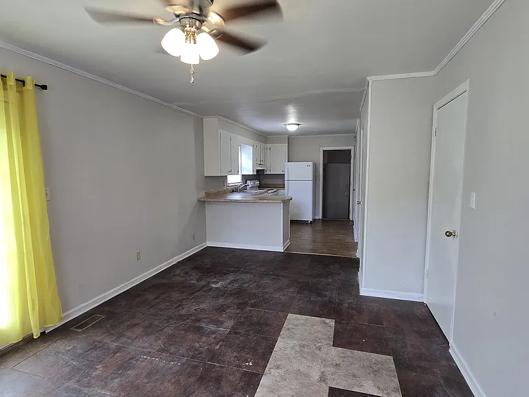 3257 Ohara Dr N — Photo 7