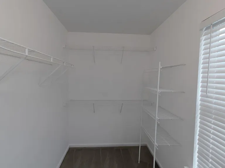 121 Breckenridge Point — Photo 17