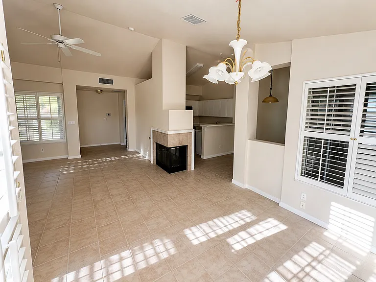 26 Stratford Hall Cir — Photo 9