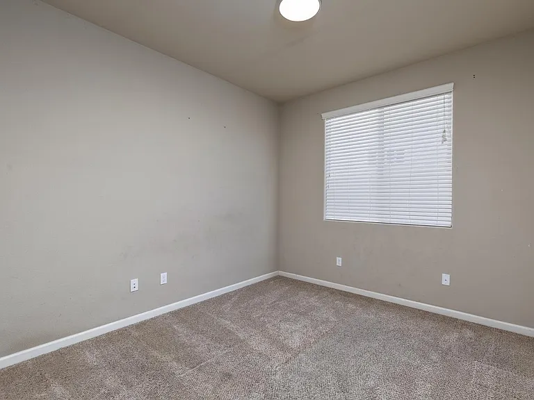 3720 Griffith Ave — Photo 11