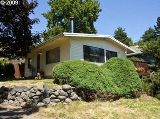 1805 SW Moss St, Portland, OR 97219