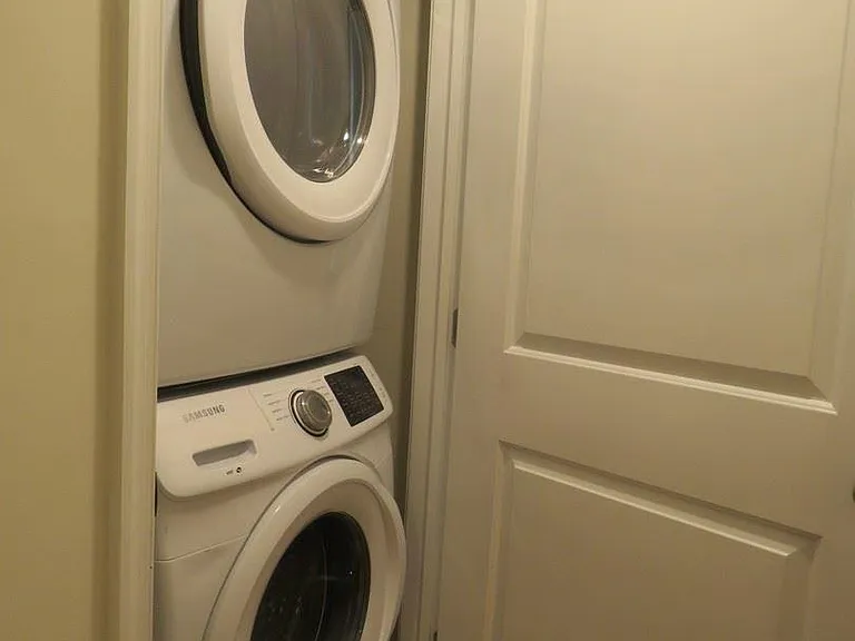 WASHER/DRYER