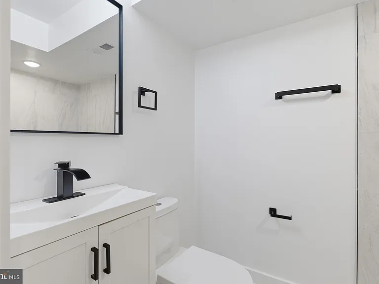 617 W Cumberland St #1 — Photo 13