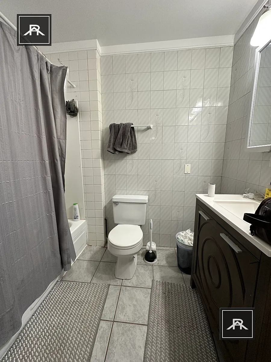 Building Photo - 1518 Commonwealth Ave #1