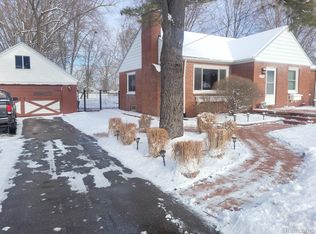 24628 Mary St, Taylor, MI