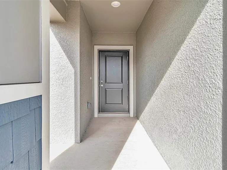 275 Puma Loop — Photo 3