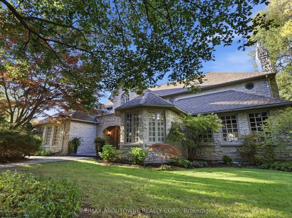 437 Cairncroft Rd, Oakville, ON L6J 4N1