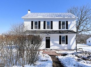 1398 Chestnut Grove Rd, Pottstown, PA 19464