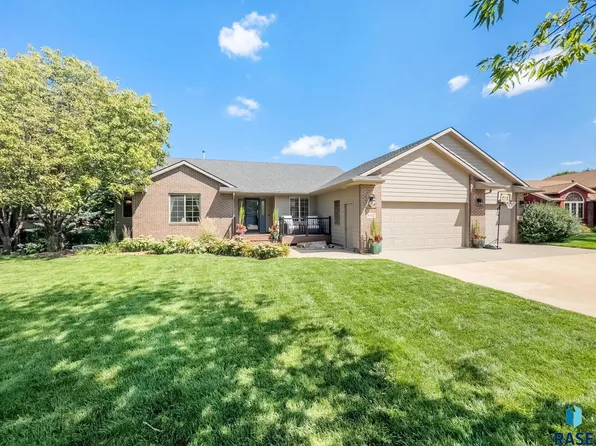 6312 S Audie Dr, Sioux Falls, SD 57108