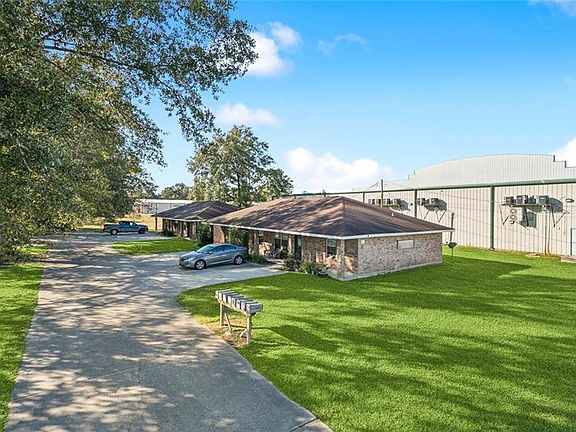 3rd image of 14106 W Club Deluxe Rd