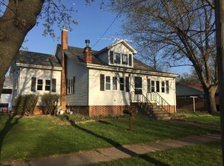 390 N Main St, Herscher, IL 60941