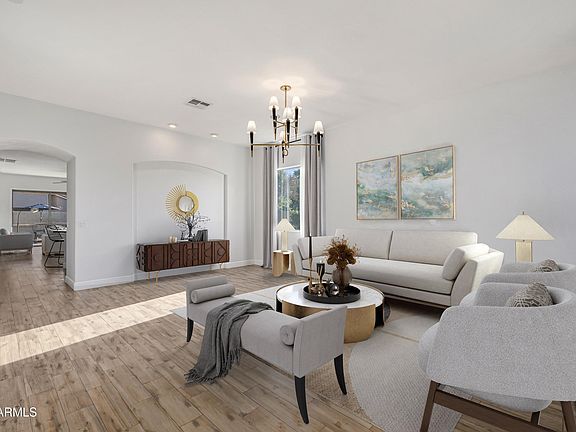 4th image of 8809 W HAYWARD Avenue