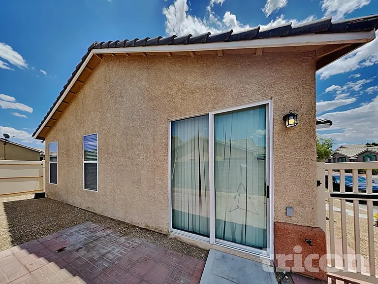 2528 Calico Hearts Ct — Photo 15