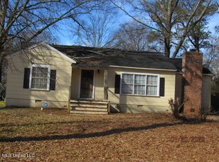 3329 Meadow Ln, Jackson, MS 39212