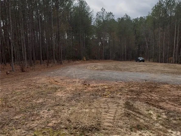 183 Thistlecone Ln, Sanford, NC 27330