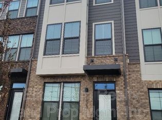 3633 S Tryon St, Charlotte, NC 28217