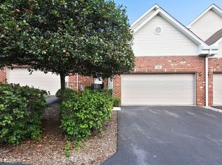 549 Goodwin Dr, Bolingbrook, IL 60440