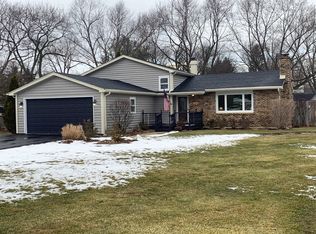 28W516 Leverenz Rd, Naperville, IL 60564