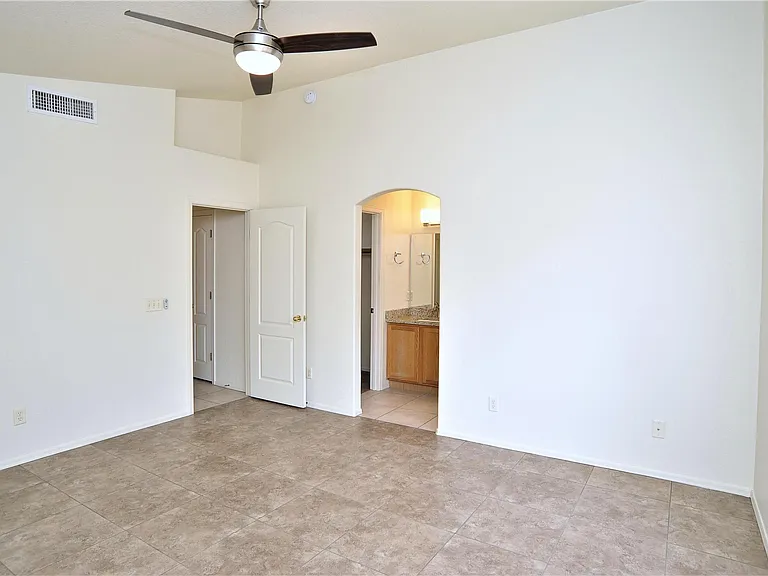 2633 W Cezanne Cir — Photo 17