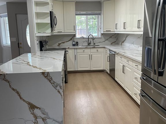 4th image of 8859 Steven Ave