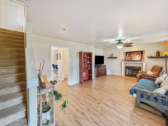 5th image of 119 Casey Court