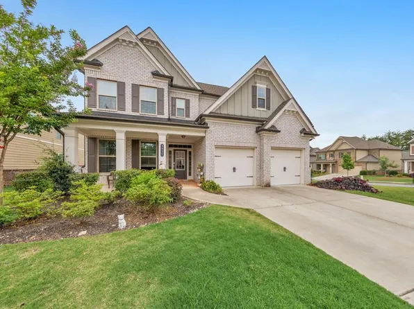 3935 Dorchester Ln, Cumming, GA 30040