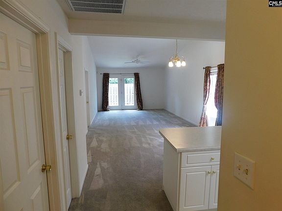 4th image of 235 Philmont Dr